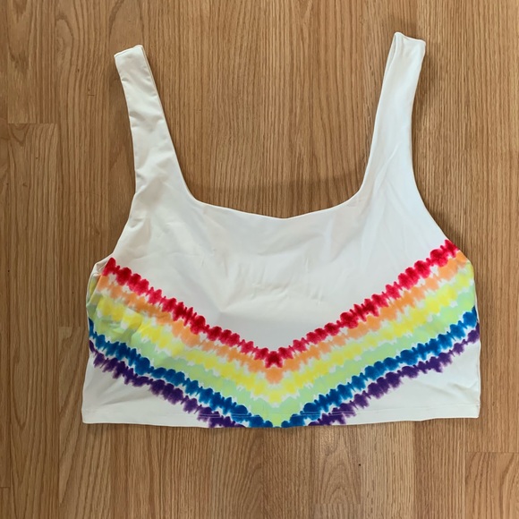 Adorable Fabletics Tie Dye Crop Tank - Picture 3 of 6